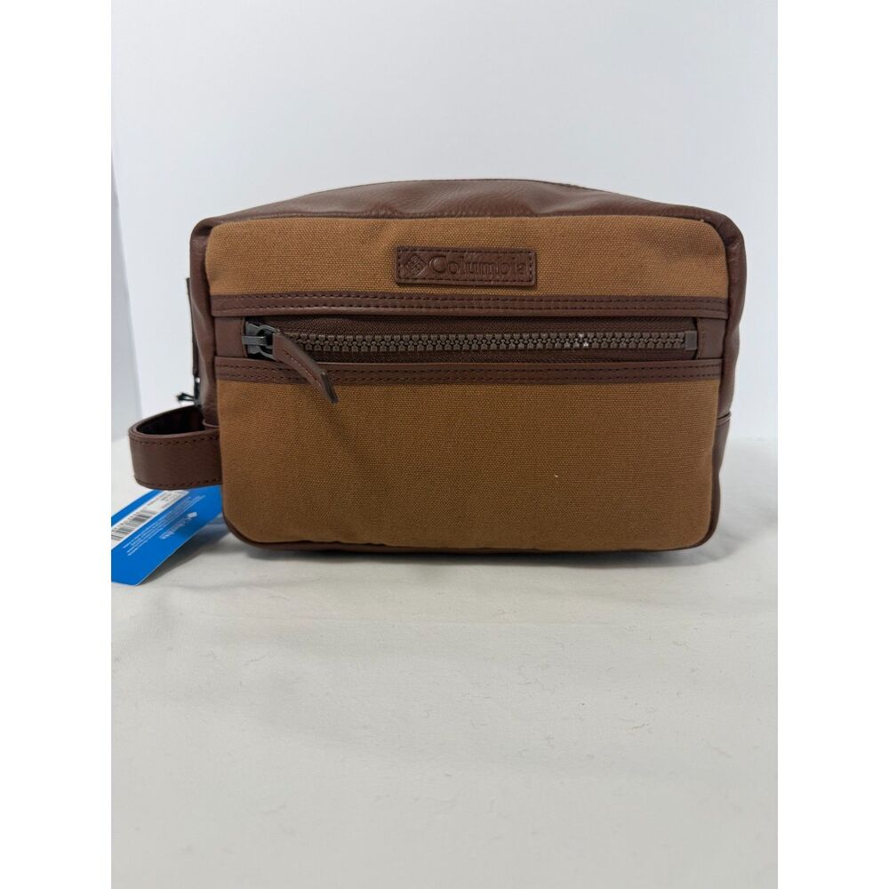 Mens Columbia Travel Bag For Toiletries. NWT Brown Khaki/manmade material.